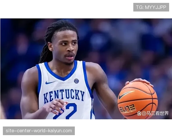 卡森·华莱士20+4+10 年轻控卫展现组织才华